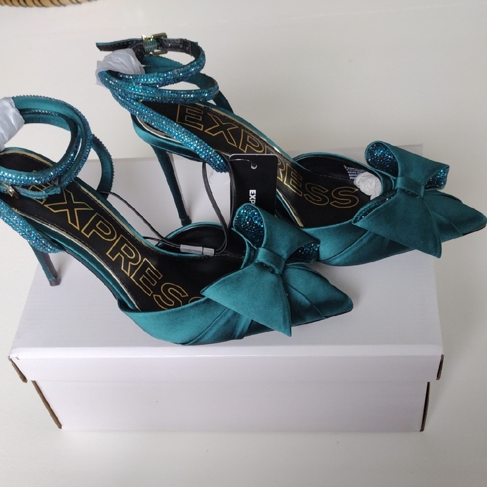 Express Teal Bow Rhinestone Women's Strap Pumps Heels. Size 6. - Picture 2 of 11